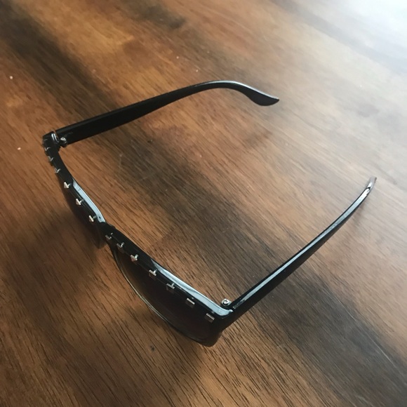 Studded Sunglasses - Picture 3 of 5
